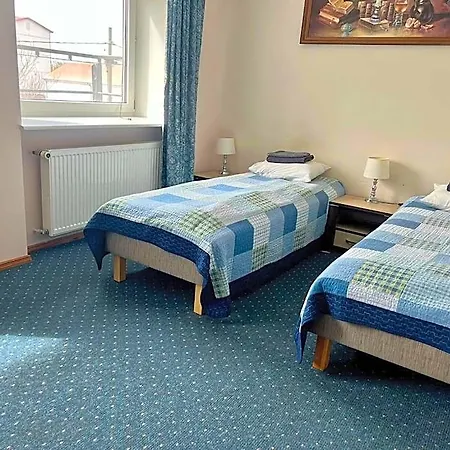 Paldiski Hotel Hostal *