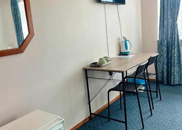 Paldiski Hotel * Paldiski